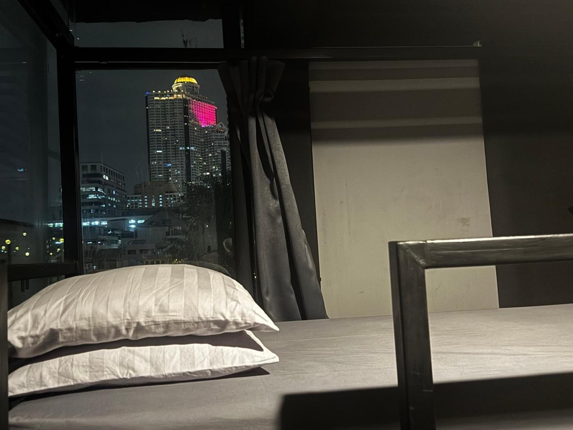 Stay At Pan Hostel กรุงเทพมหานคร ภายนอก รูปภาพ